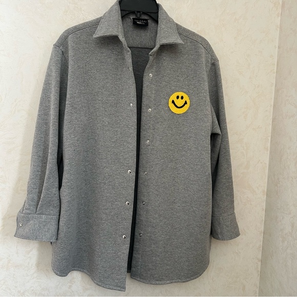 So cute 😊 RARE Joshua Sanders X Smiley collared sweatshirt Button up Size small - Picture 4 of 8